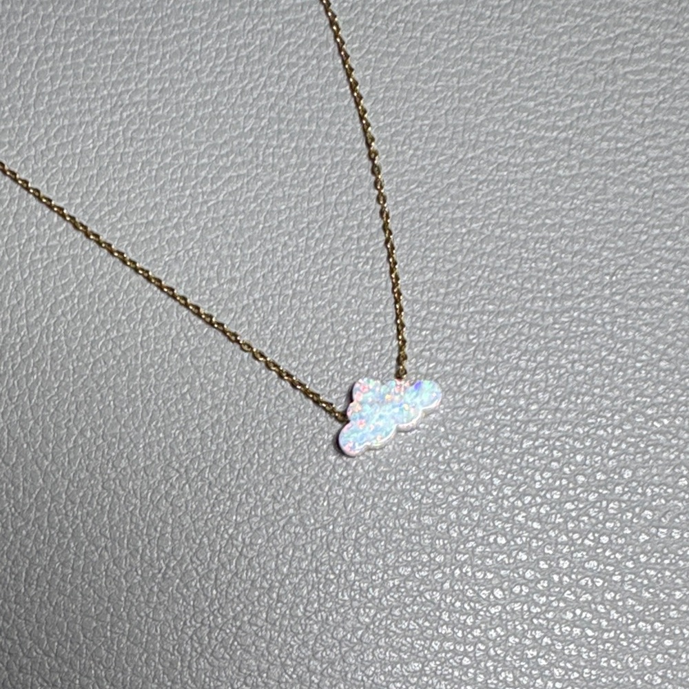 Melania Clara cloud necklace - Picture 2 of 4